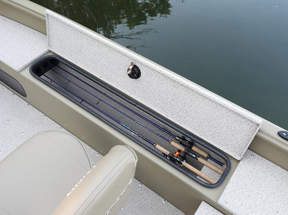 2026 Lund 1875 Alaskan Tiller