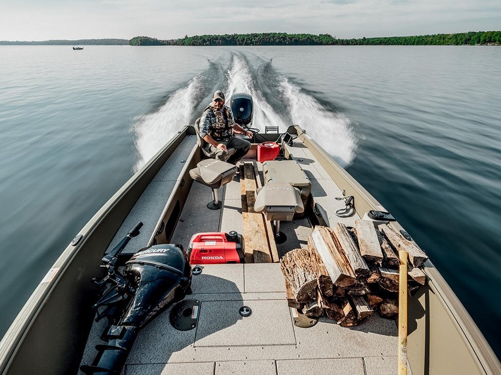 2026 Lund 2075 Alaskan Tiller