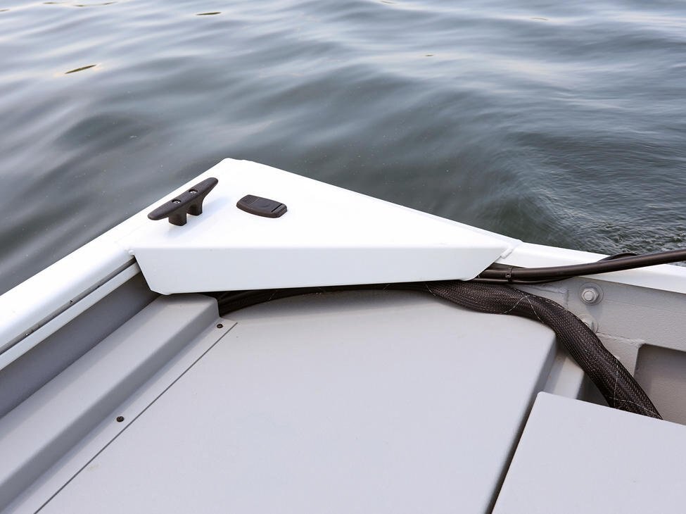 2026 Lund 1760 Predator Tiller