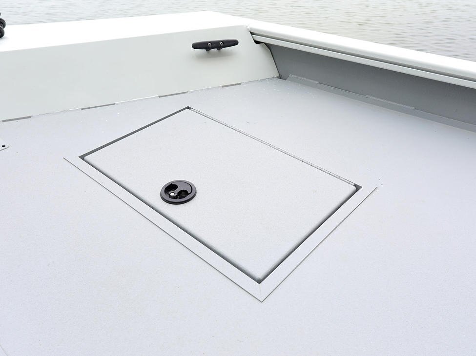 2026 Lund 1760 Predator Tiller