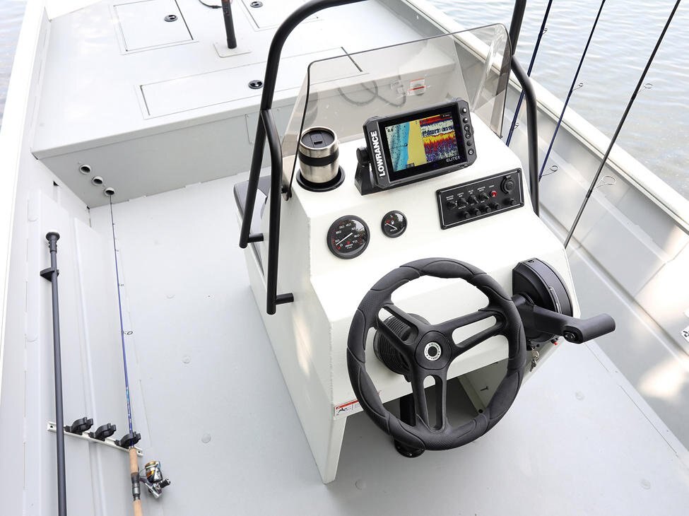 2026 Lund 2070 Predator SS