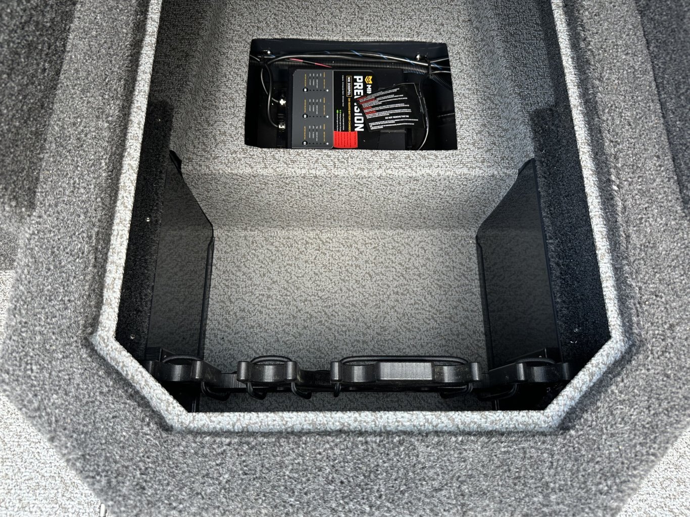 2025 Lund Crossover XS 1875 Mercury 175HP PRO XS