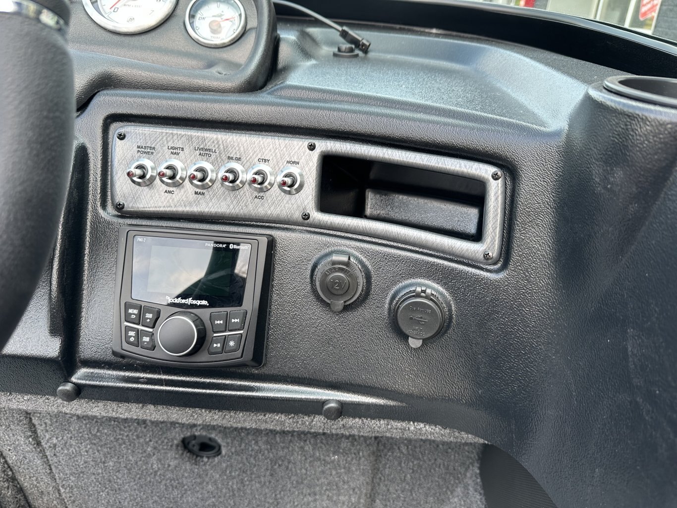 2025 Lund Crossover XS 1875 Mercury 175HP PRO XS