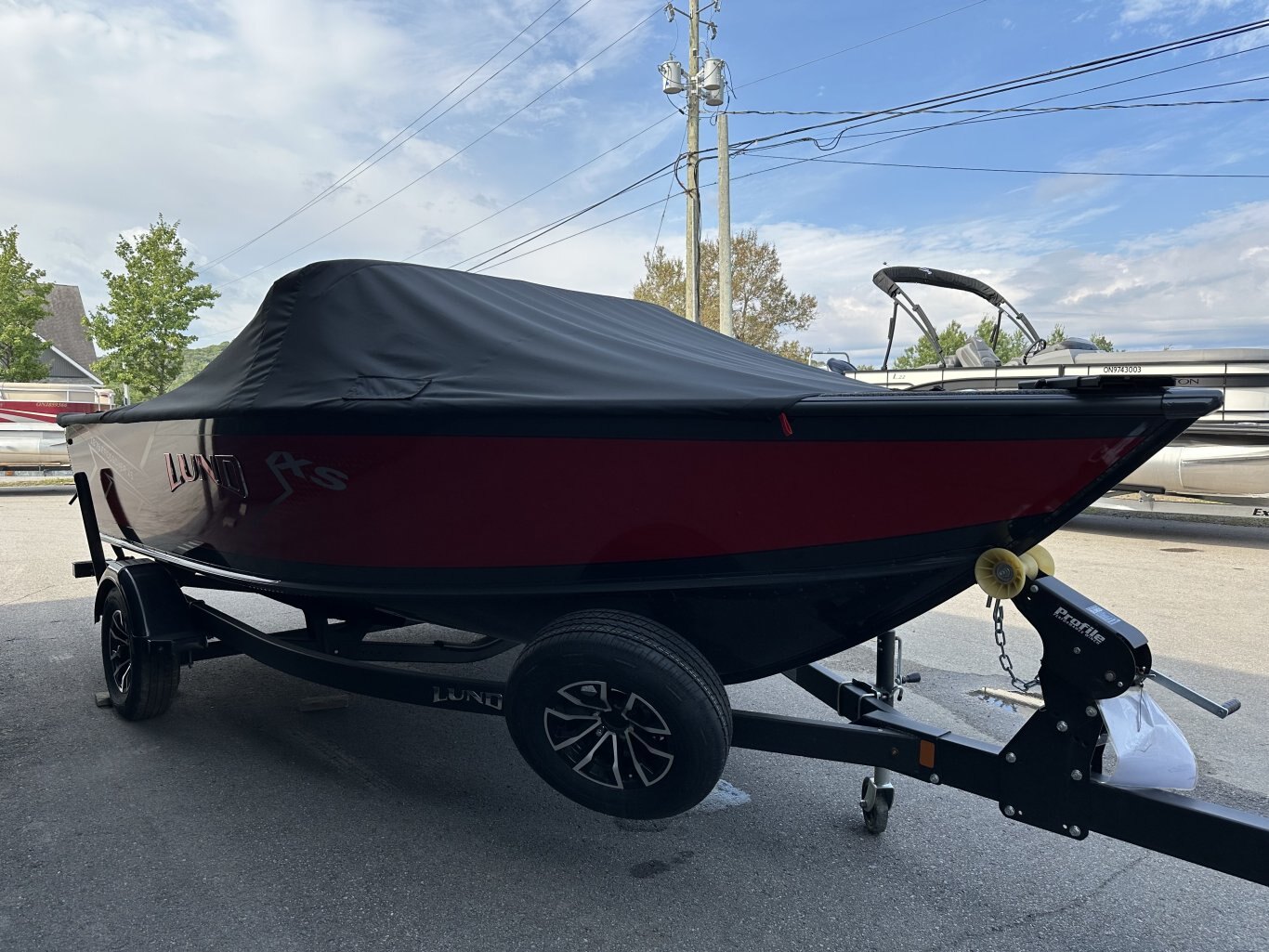 2025 Lund Crossover XS 1875 Mercury 175HP PRO XS