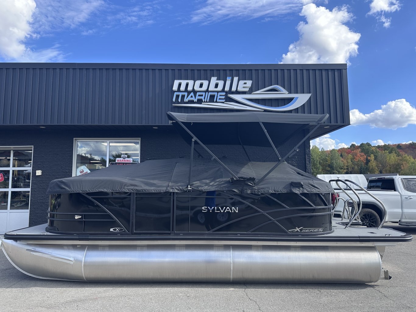 2025 Sylvan Mirage X1 Tri Toon 175HP Yamaha VMAX SHO