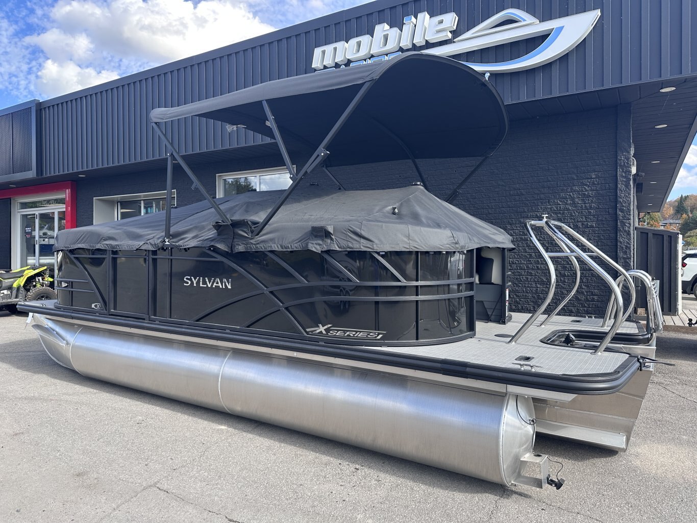 2025 Sylvan Mirage X1 Tri Toon 175HP Yamaha VMAX SHO