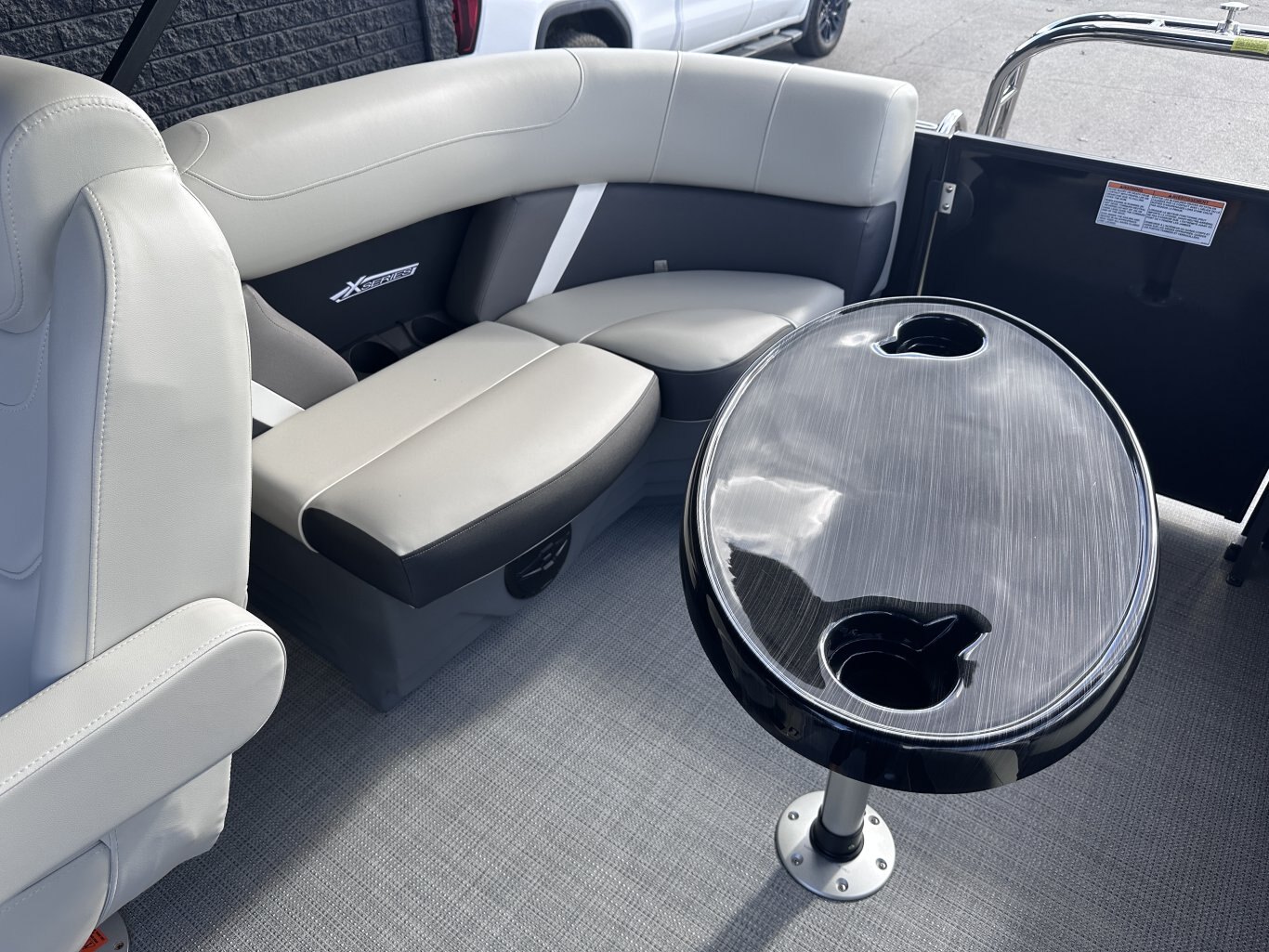 2025 Sylvan Mirage X1 Tri Toon 175HP Yamaha VMAX SHO