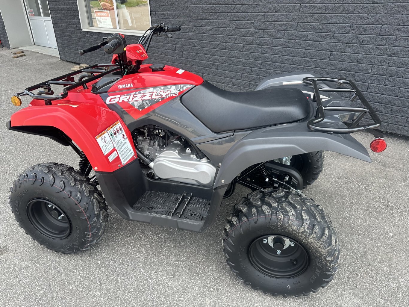 2025 Yamaha Grizzly 110 Grey Metallic/Red