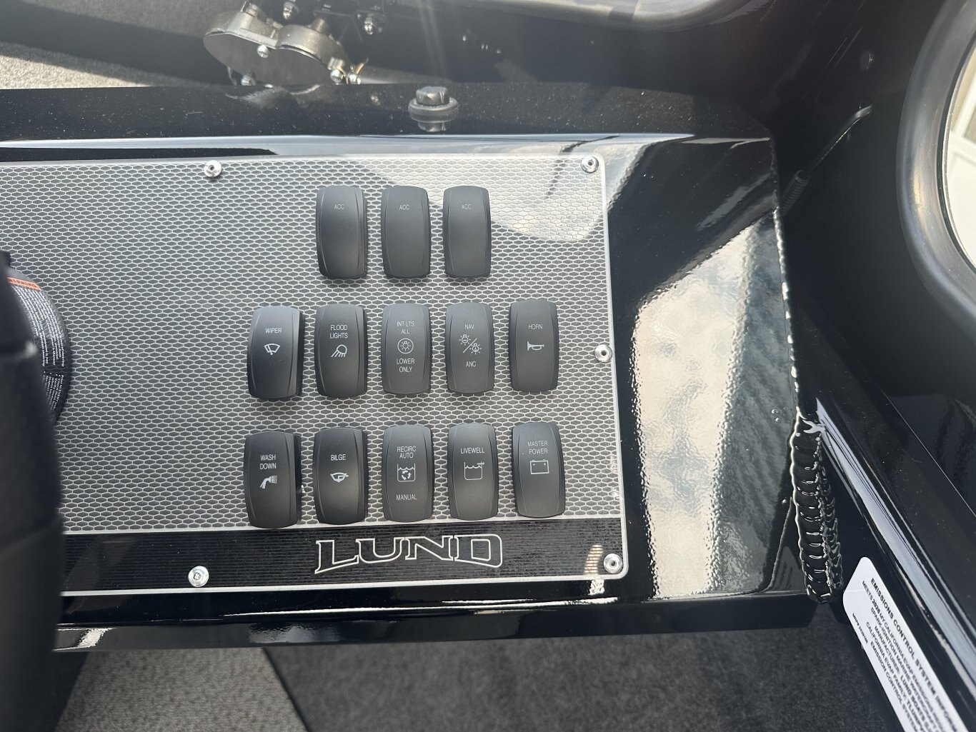 2026 LUND 185 HG YAMAHA 150HP VMAX SHO