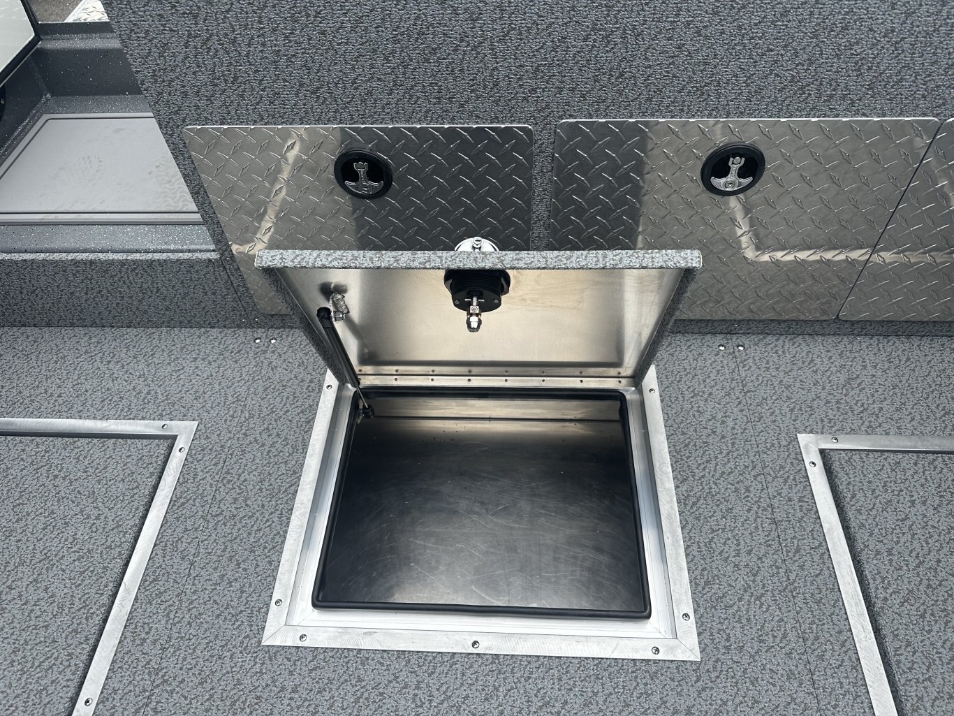 2026 LUND 210 HG MERCURY 250XL PRO XS 4STK