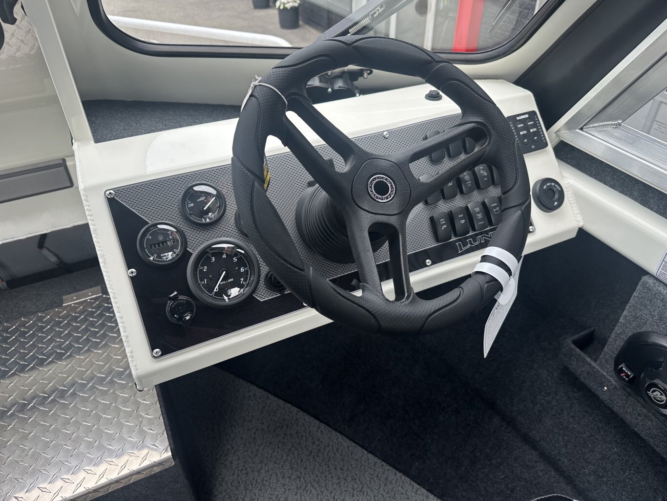 2026 LUND 210 HG MERCURY 250XL PRO XS 4STK