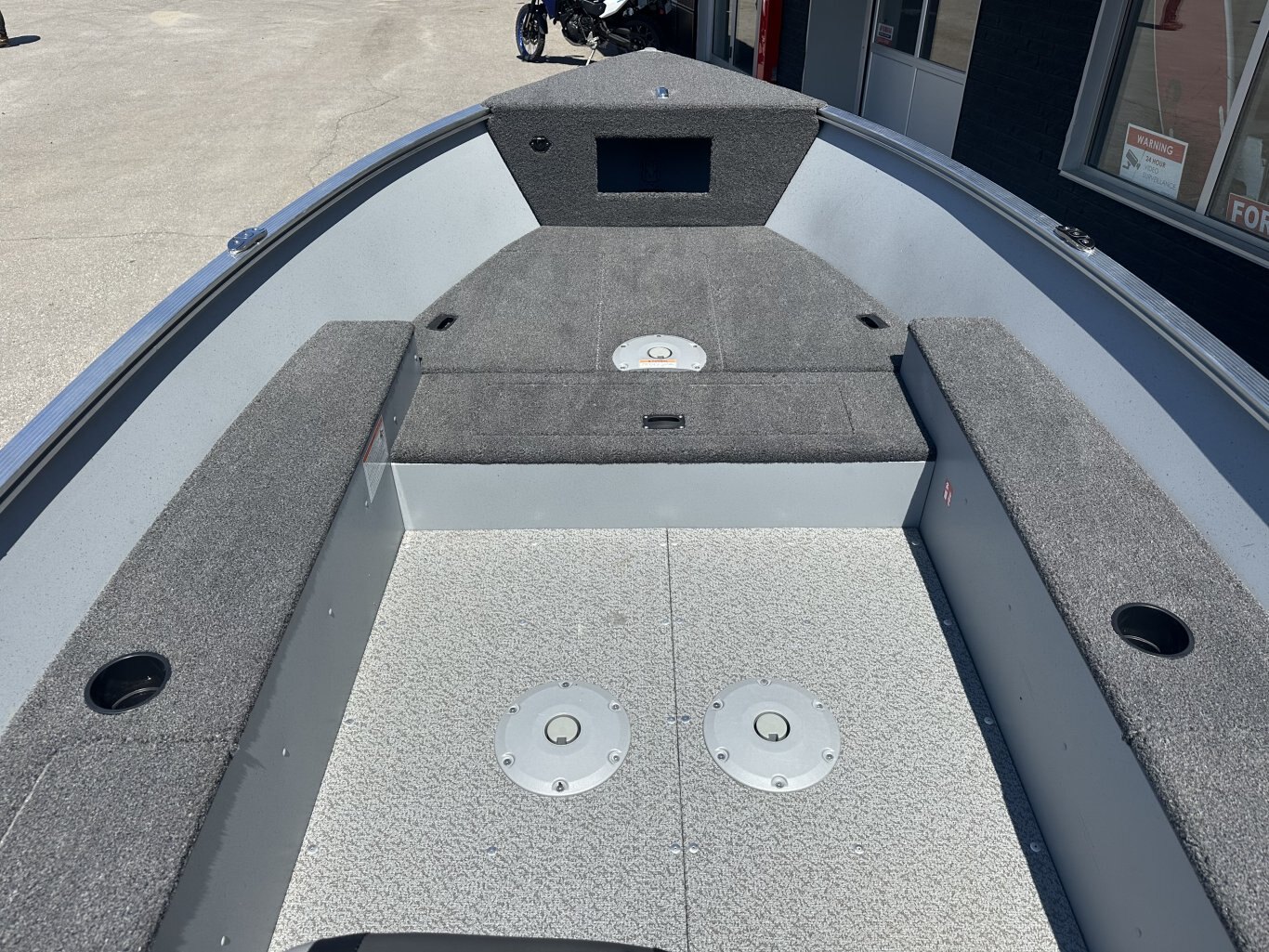 2025 LUND 1600 FURY TILLER