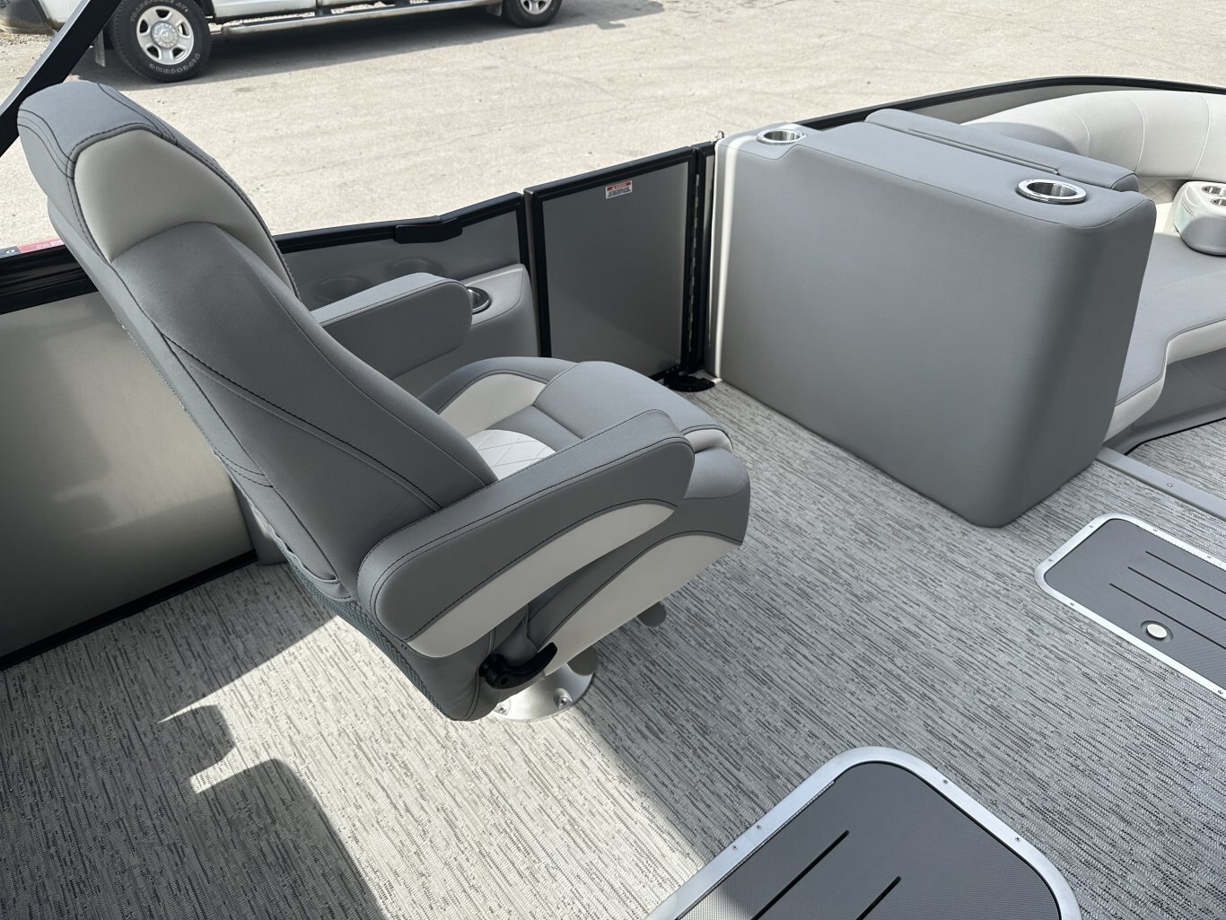 2026 BENNINGTON 23LTSB 250HP YAMAHA