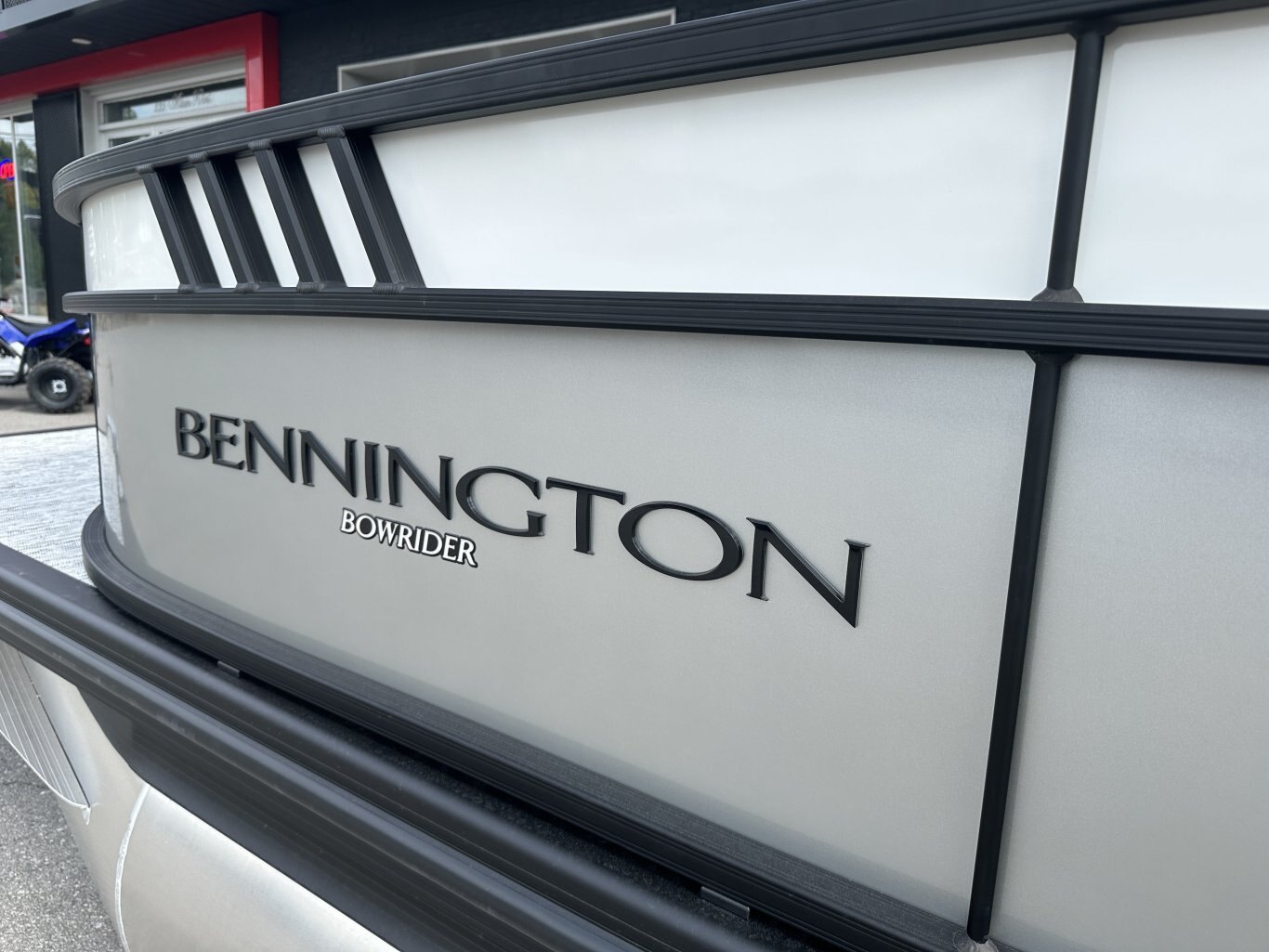 2026 BENNINGTON 23LTSB 250HP YAMAHA