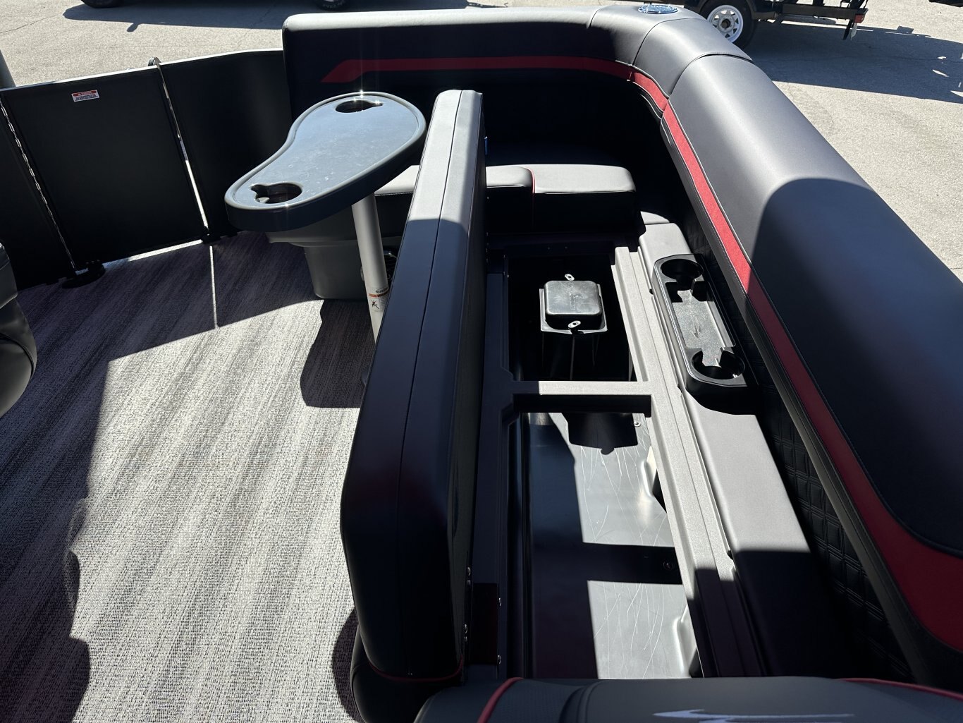 2026 Bennington 20SL TRI TOON 115HP YAMAHA VMAX SHO