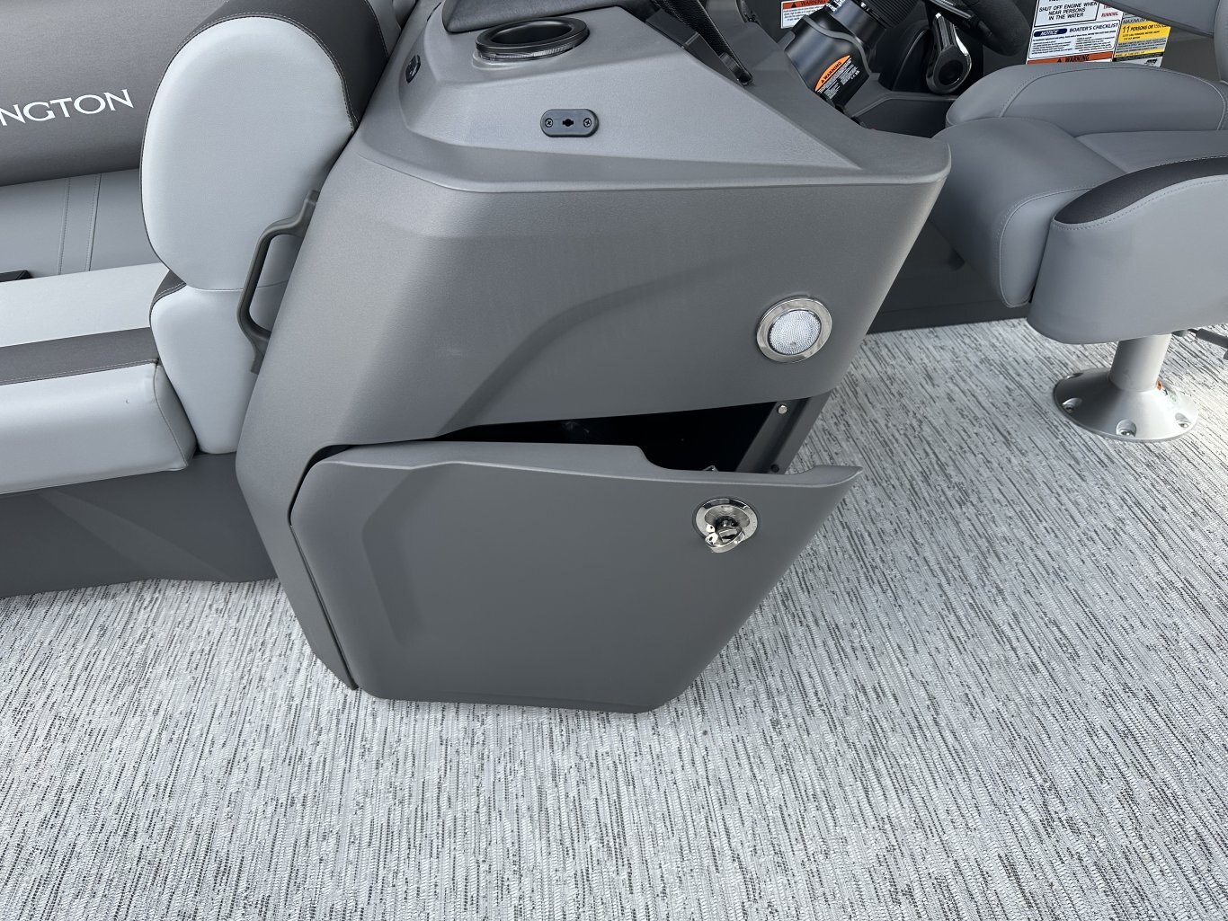 2026 Bennington 21SSBSE 115HP YAMAHA VMAX SHO