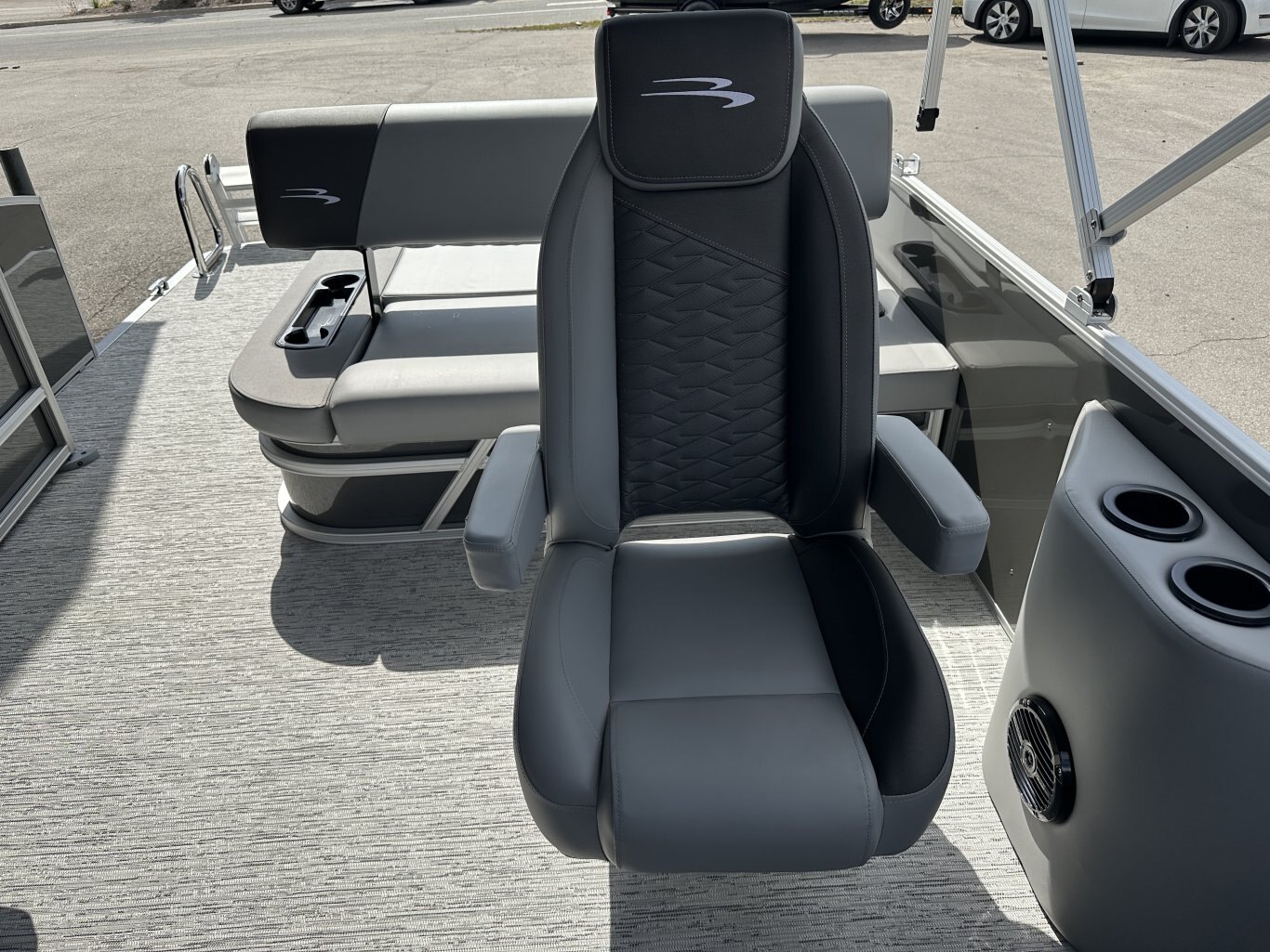 2026 Bennington 21SSBSE 115HP YAMAHA VMAX SHO