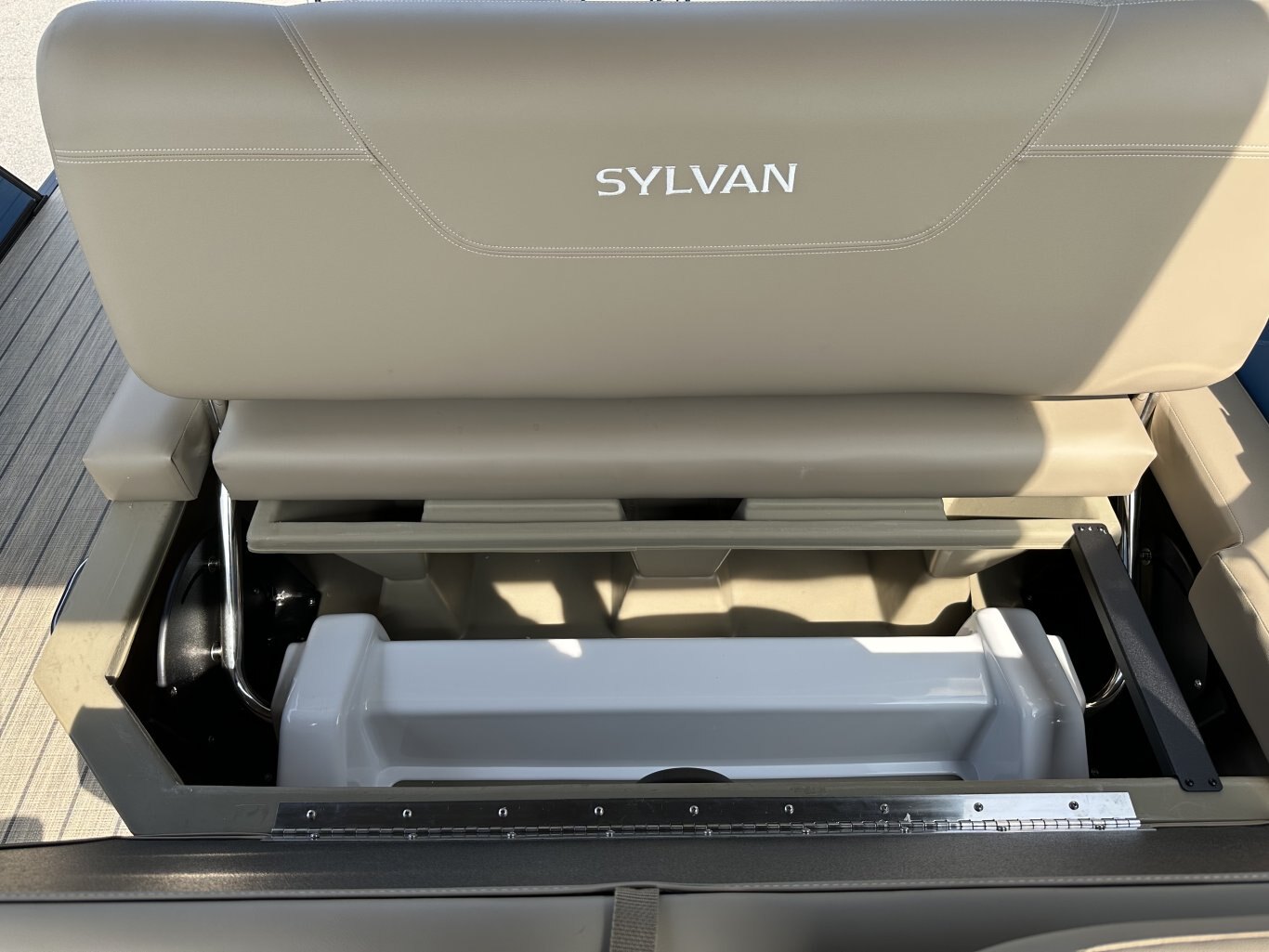 2026 SYLVAN MIRAGE 820 CLZ DH 90HP YAMAHA VMAX SHO