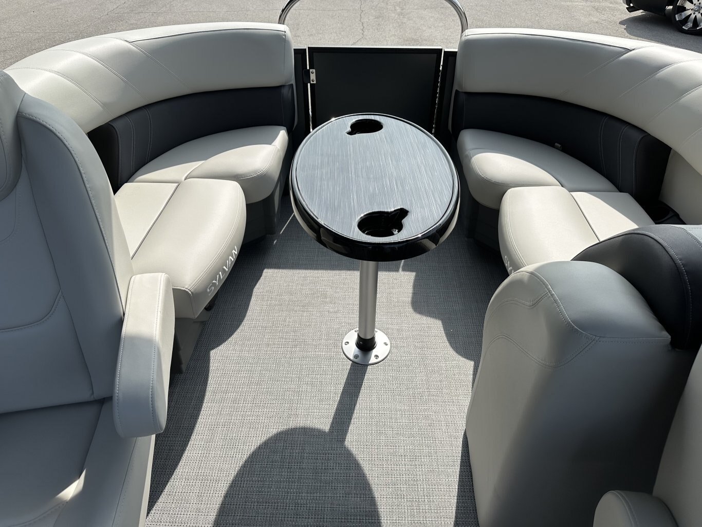 2026 SYLVAN MIRAGE 820 LZ 90HP YAMAHA VMAX SHO