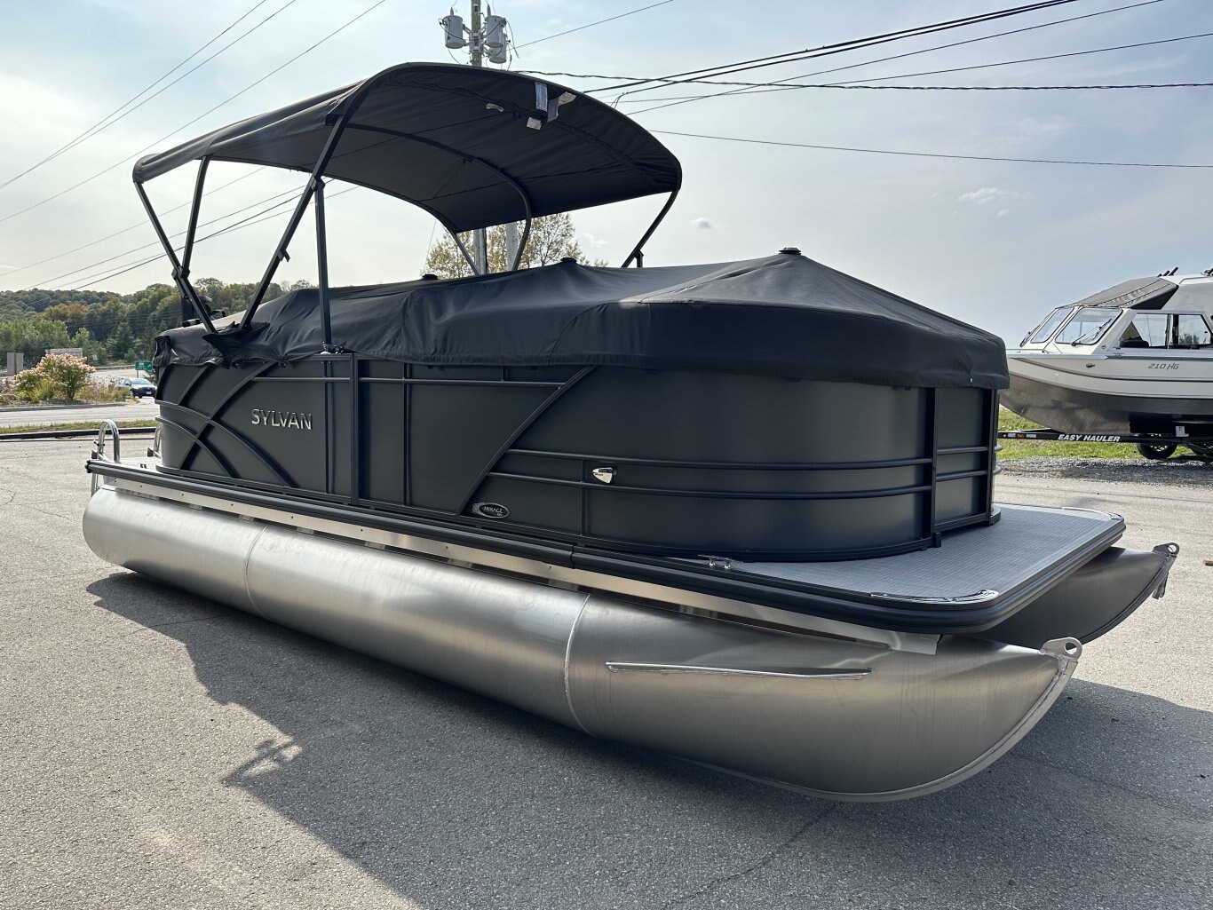 2026 SYLVAN MIRAGE 820 LZ 90HP YAMAHA VMAX SHO