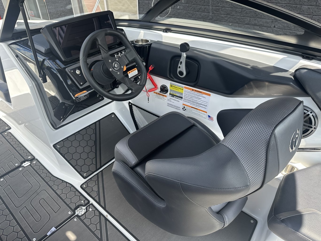 2026 SCARAB 215 LX WAKE