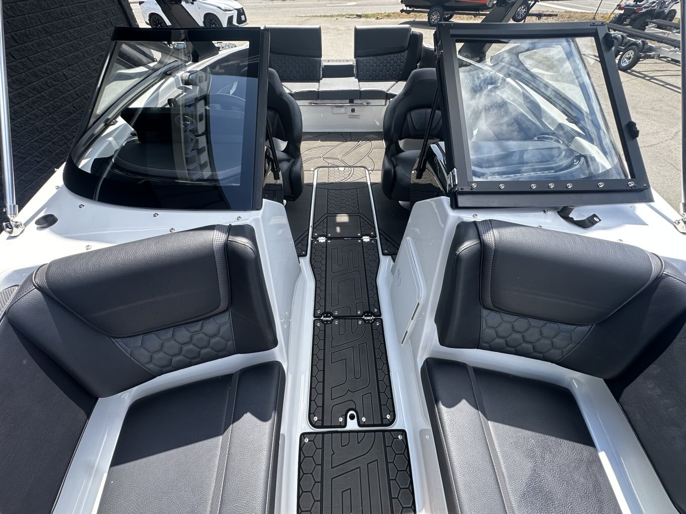 2026 SCARAB 215 LX WAKE