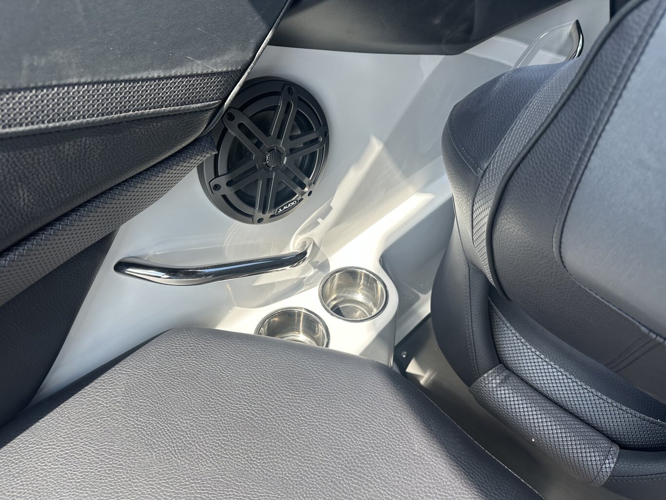 2026 SCARAB 215 LX WAKE