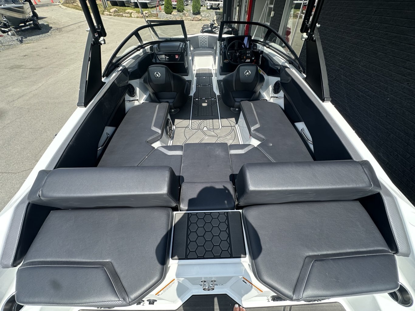 2026 SCARAB 215 LX WAKE