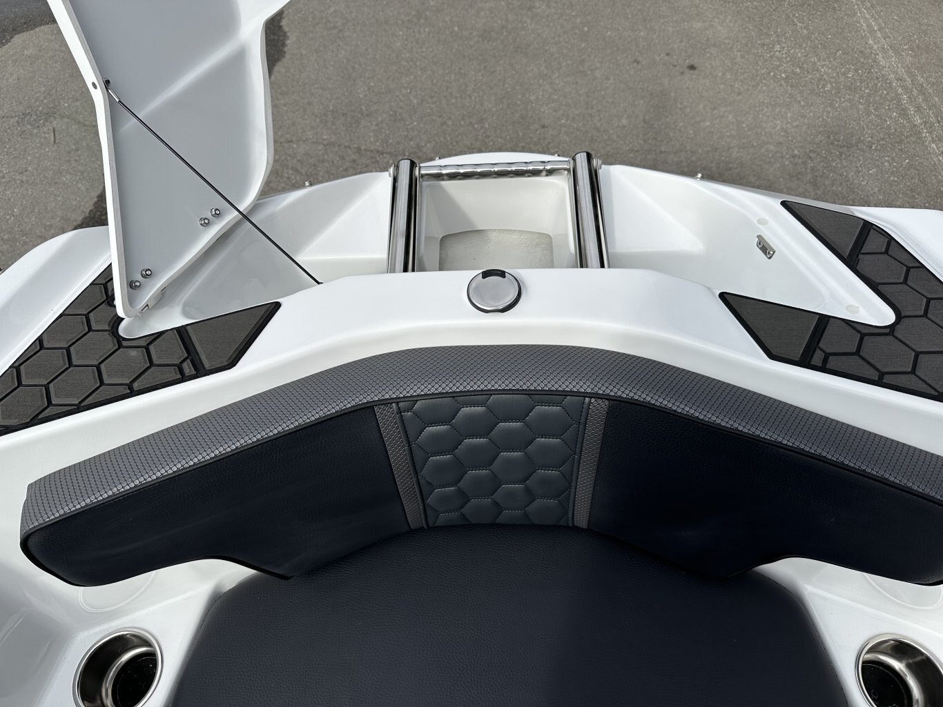 2026 SCARAB 215 LX WAKE