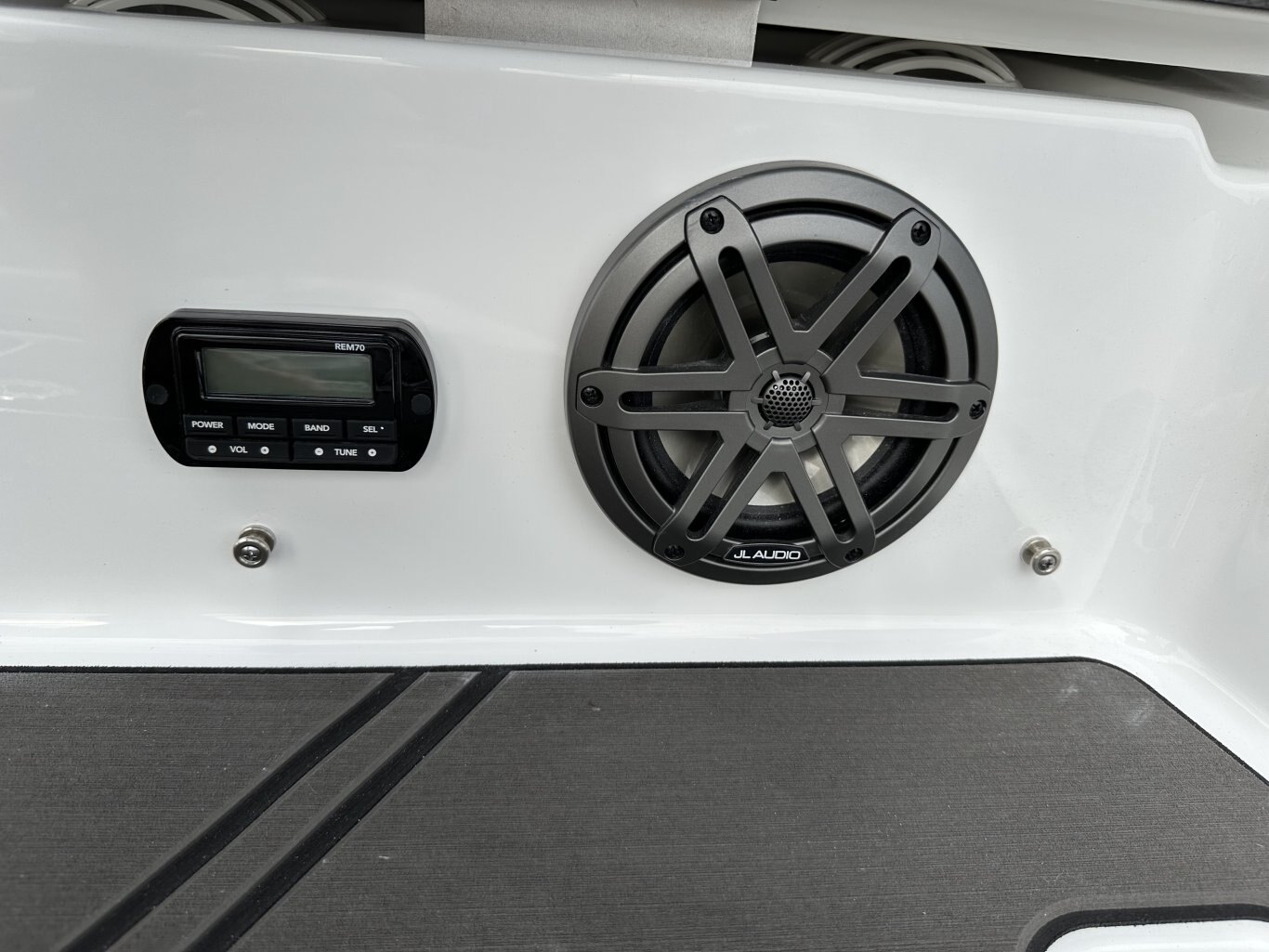 2026 SCARAB 215 LX WAKE