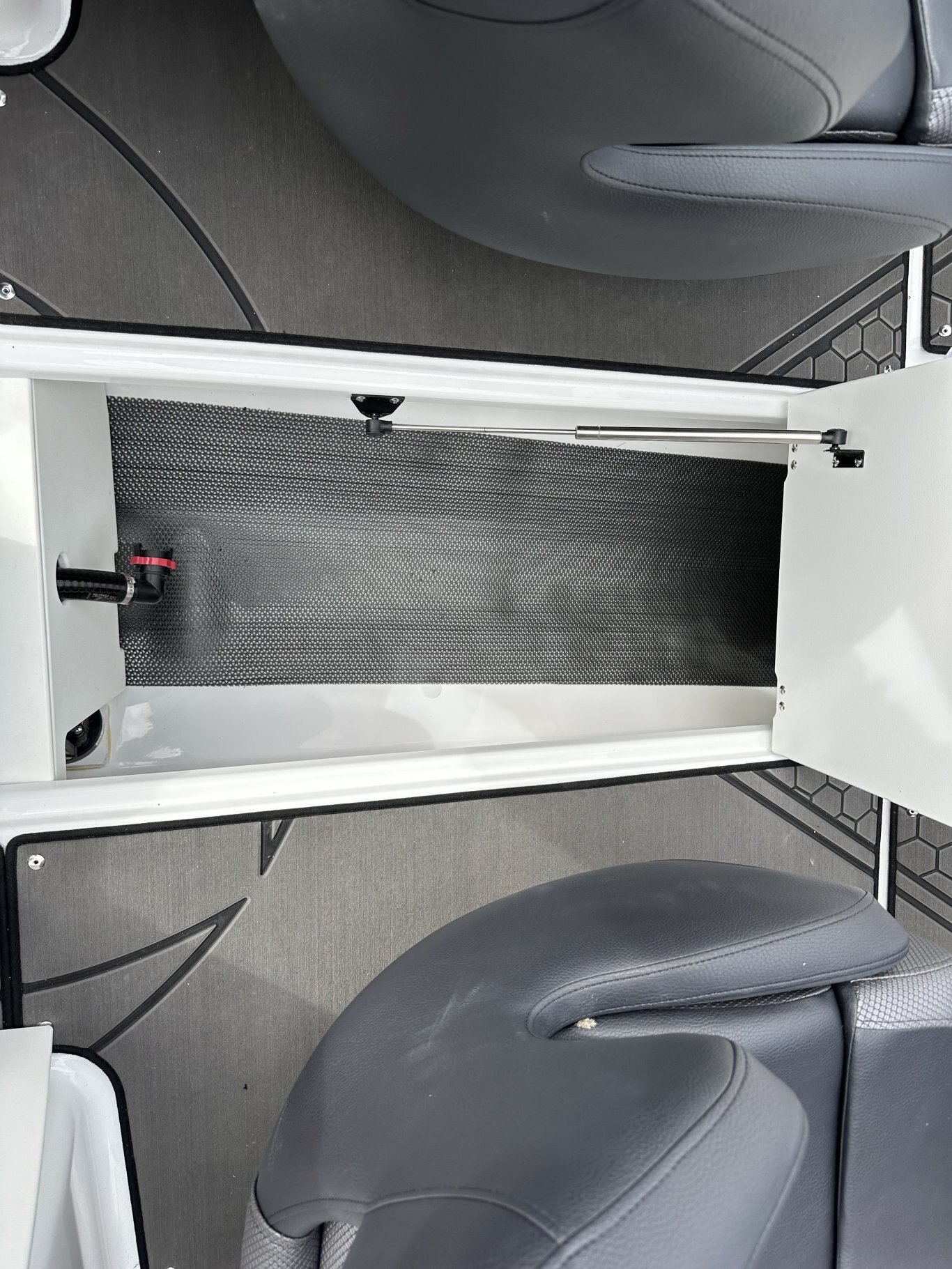 2026 SCARAB 215 LX WAKE