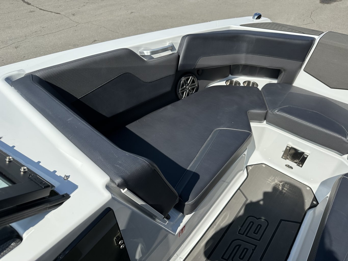 2026 SCARAB 235 LX WAKE