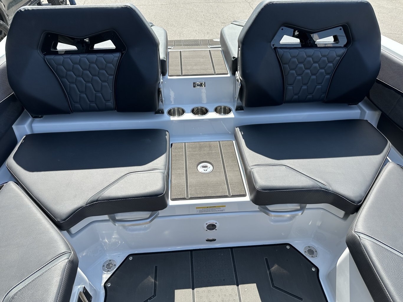 2026 SCARAB 235 LX WAKE