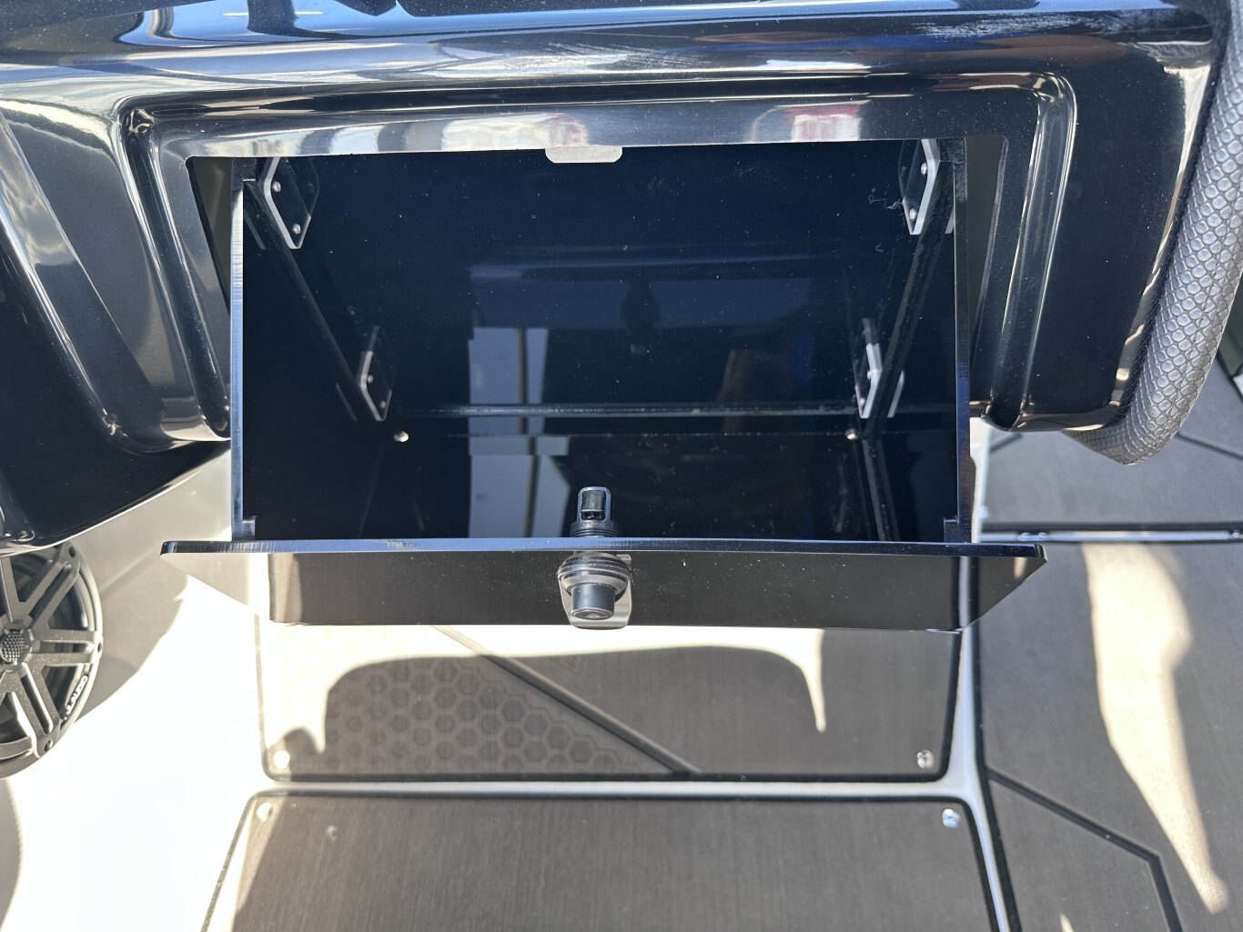 2026 SCARAB 235 LX WAKE