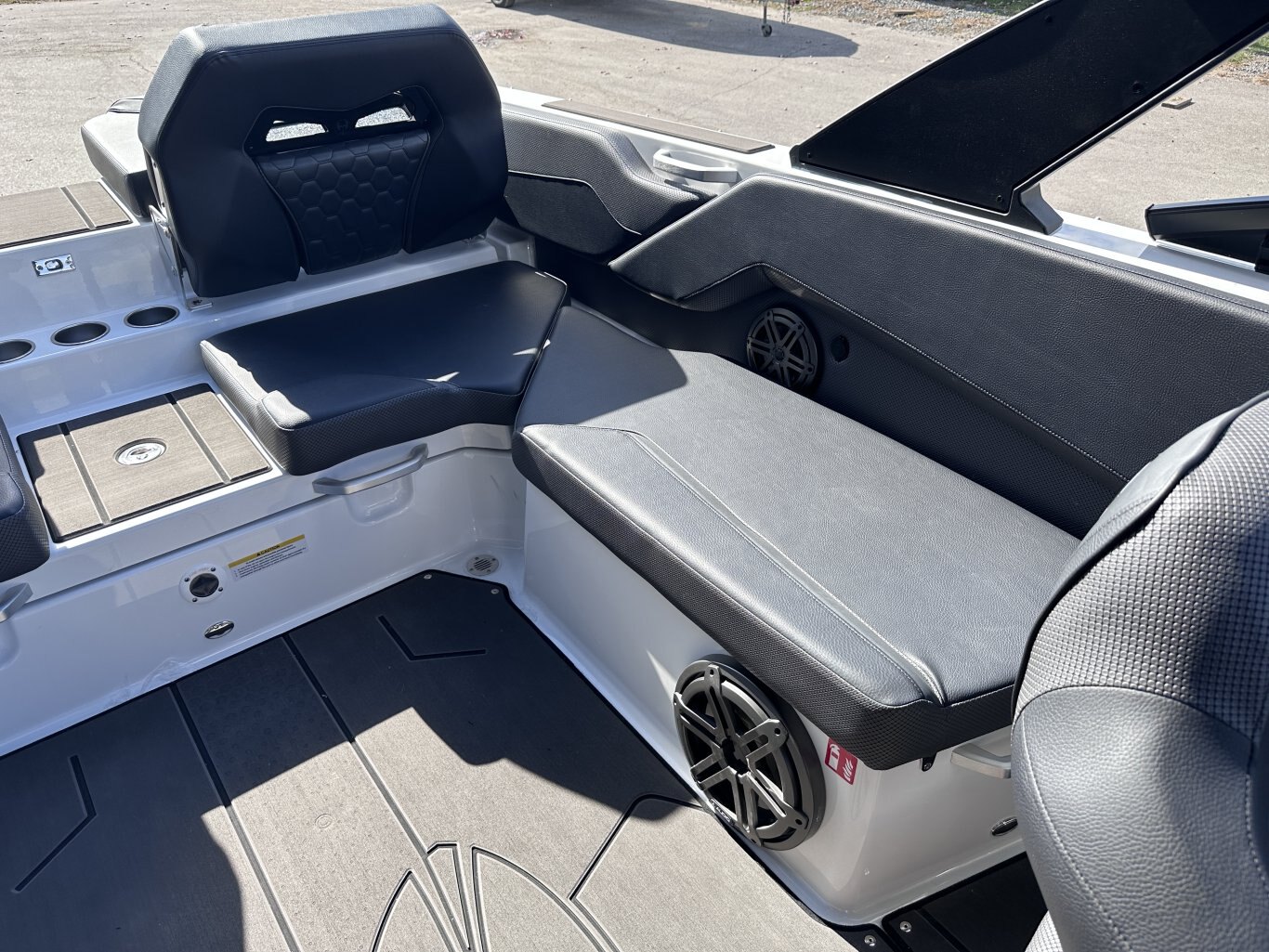 2026 SCARAB 235 LX WAKE