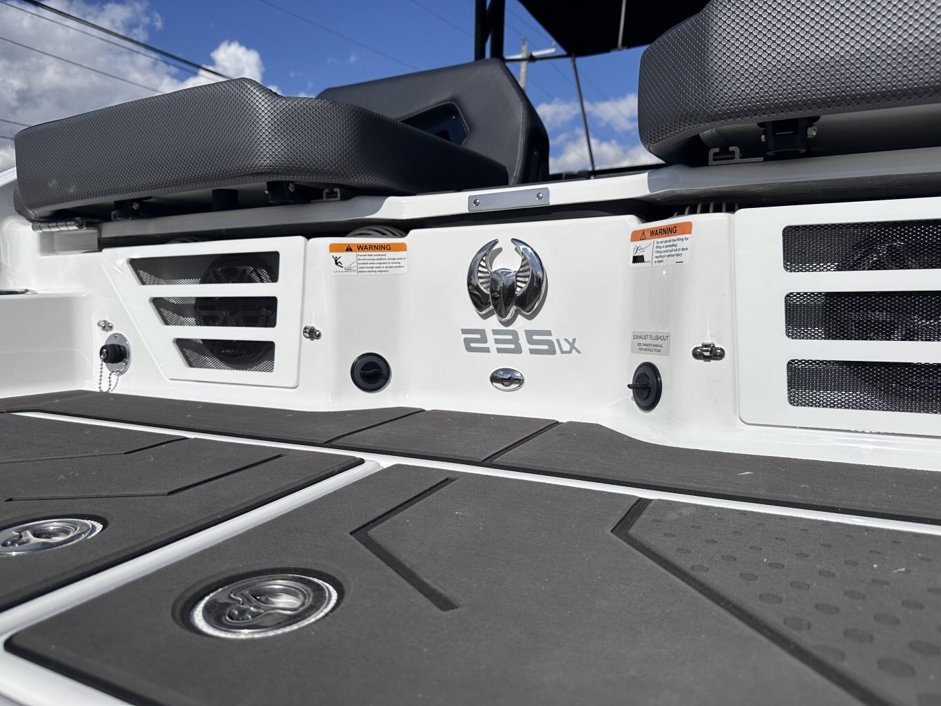 2026 SCARAB 235 LX WAKE