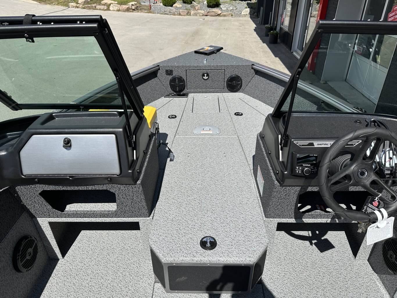 2026 LUND IMPACT XS 1875 MERCURY 150HP PRO XS