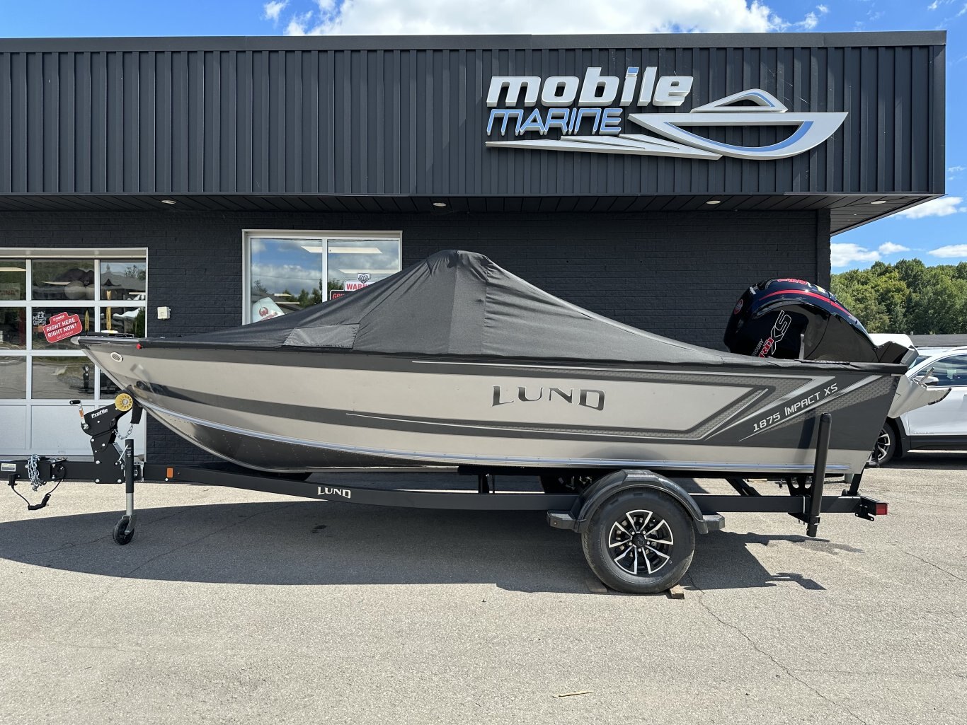 2026 LUND IMPACT XS 1875 MERCURY 150HP PRO XS