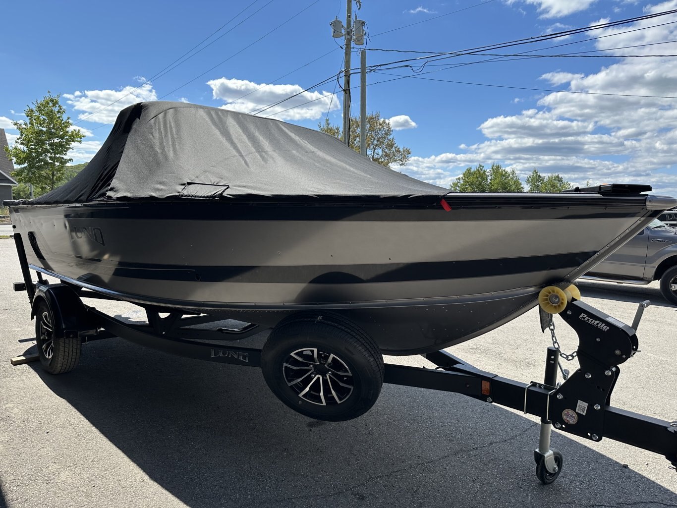 2026 LUND IMPACT XS 1875 MERCURY 150HP PRO XS