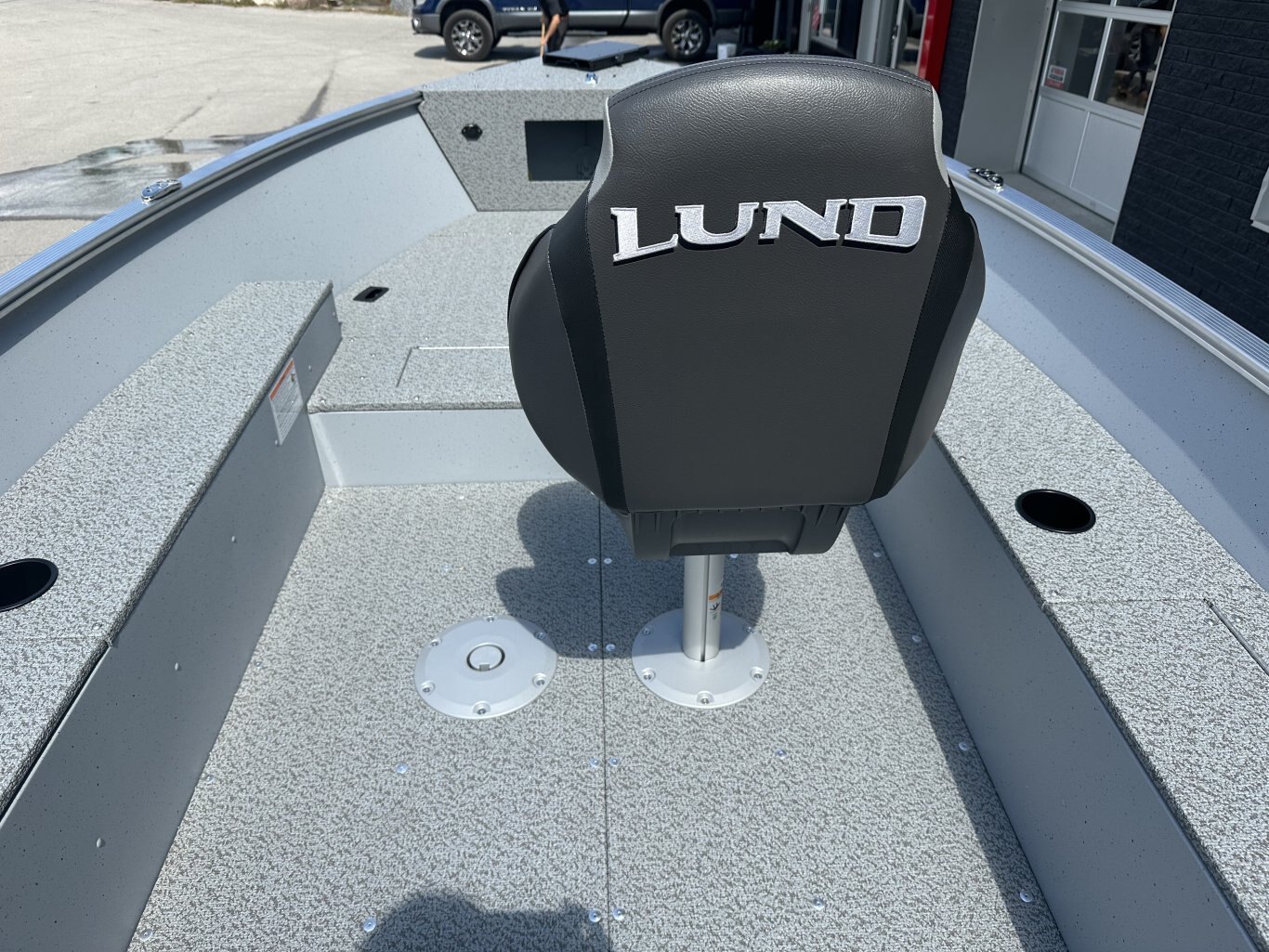 2026 LUND 1600 FURY TILLER MERCURY 40HP