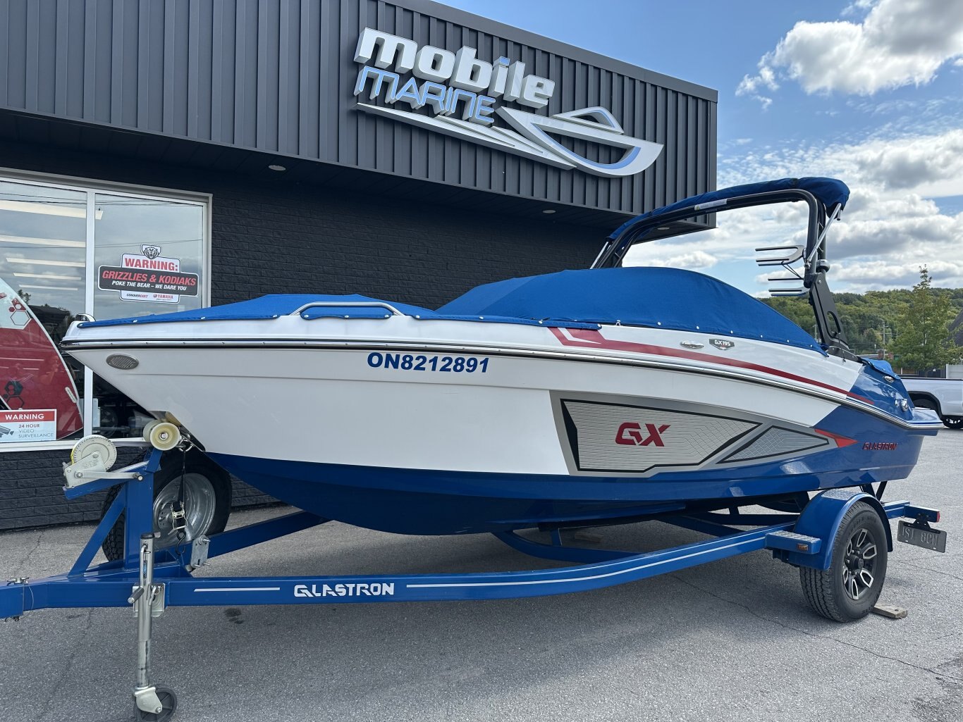 2022 GLASTRON GX195