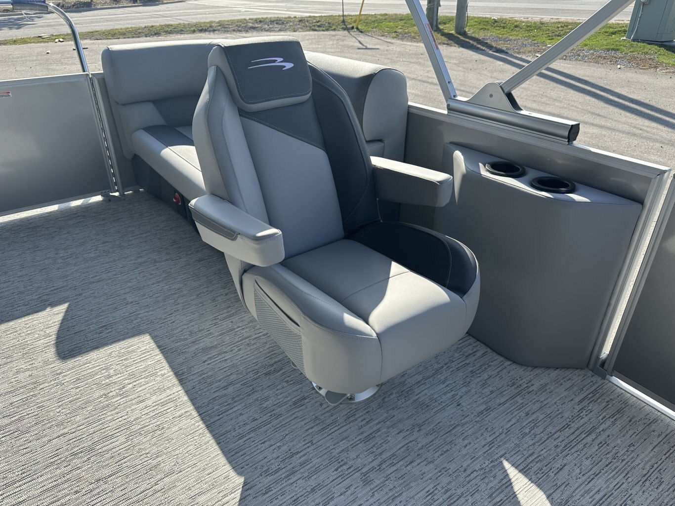 2026 BENNINGTON 20SSRSE YAMAHA F90LB2