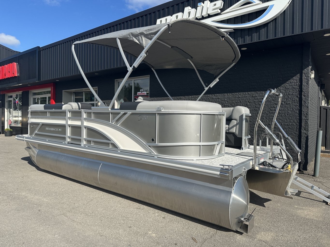 2026 BENNINGTON 20SSRSE YAMAHA F90LB2