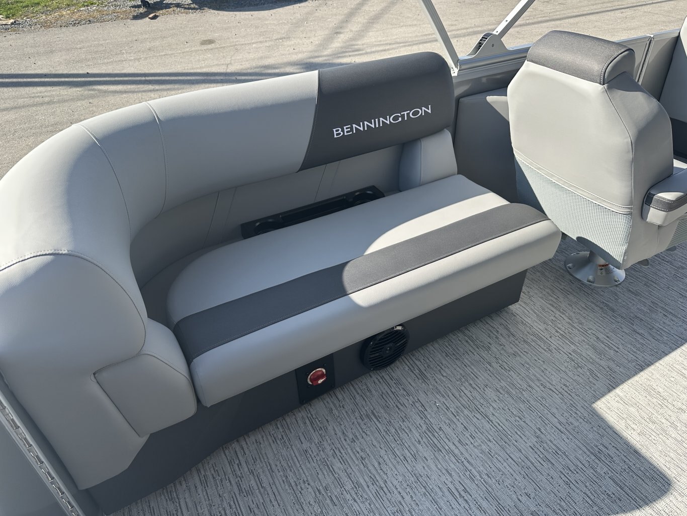 2026 BENNINGTON 20SSRSE YAMAHA F90LB2