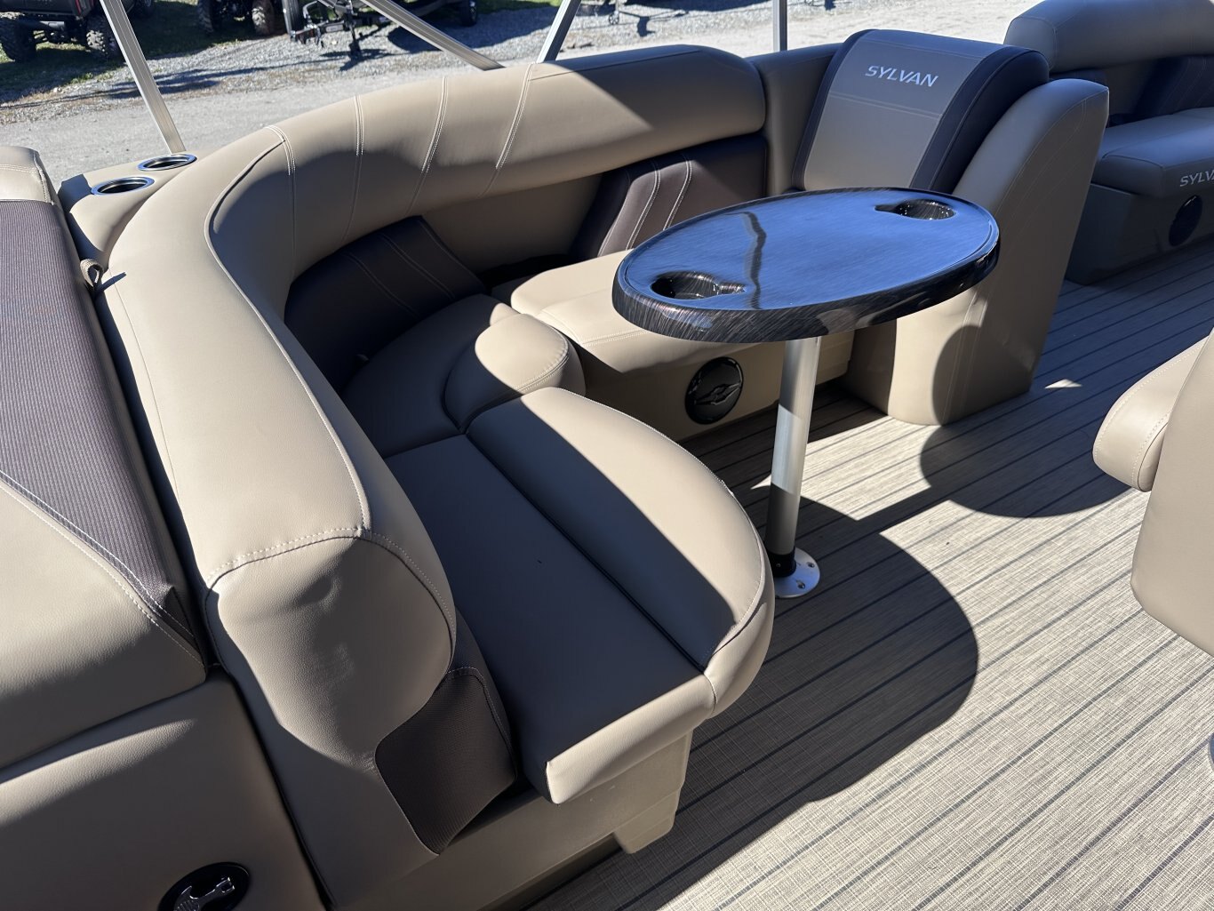 2026 Sylvan Mirage 820 CRS 115HP YAMAHA VMAX SHO