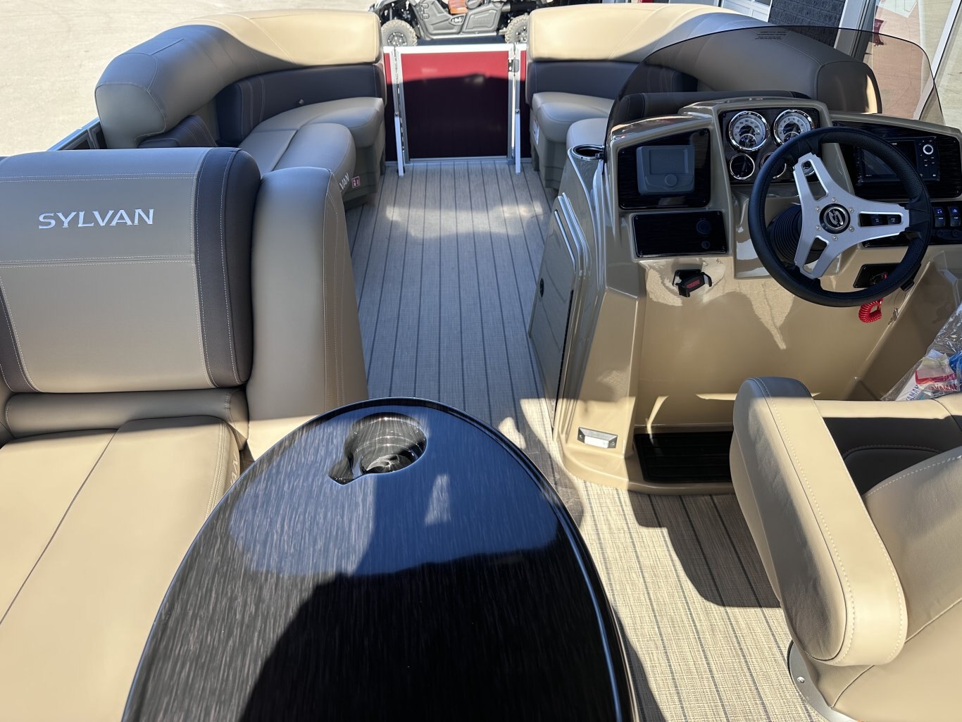 2026 Sylvan Mirage 820 CRS 115HP YAMAHA VMAX SHO