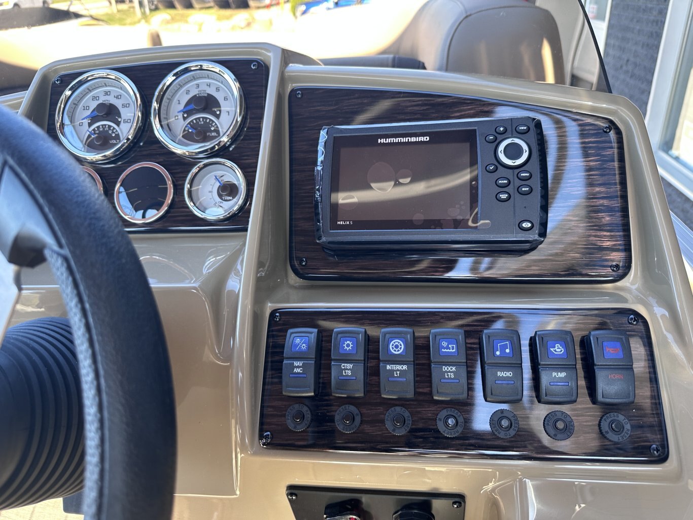 2026 Sylvan Mirage 820 CRS 115HP YAMAHA VMAX SHO