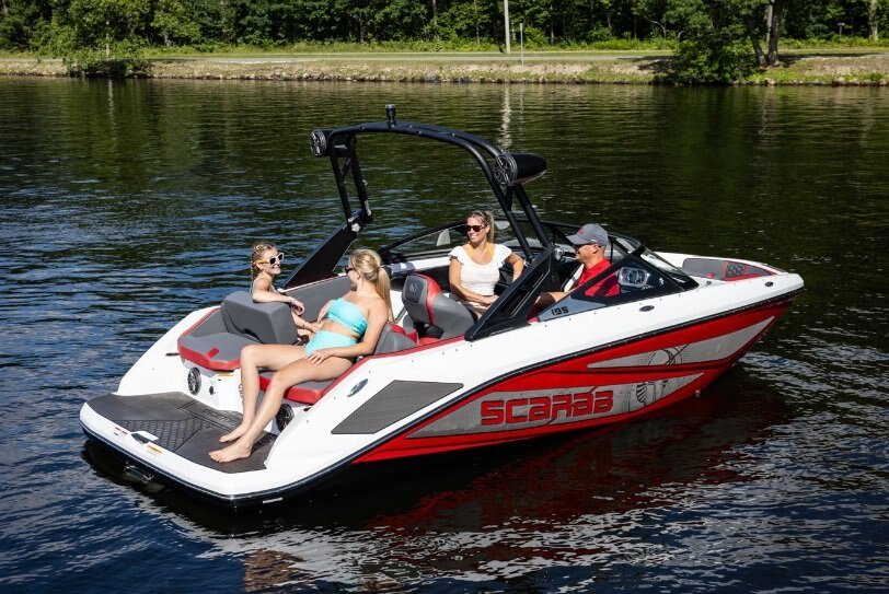 2026 Scarab 195 LX Black/Crimson Red