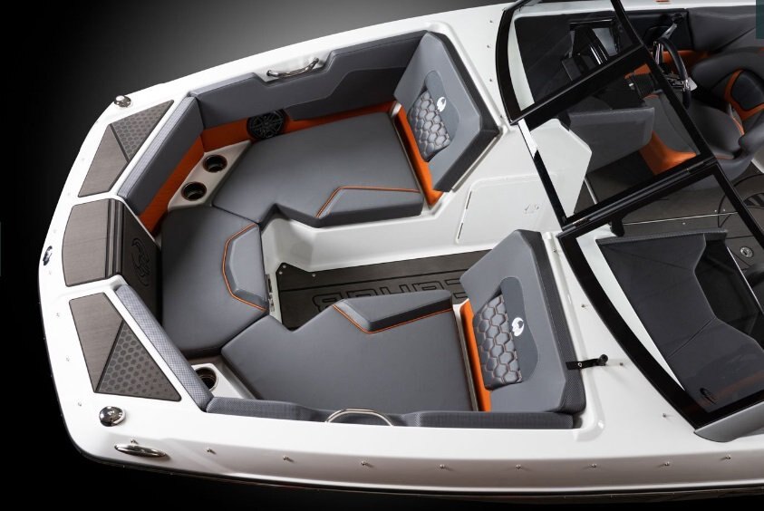 2026 Scarab 210 LX Black/Pearl Gray