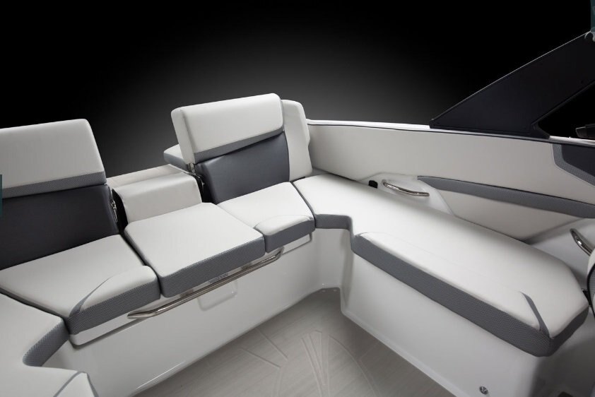 2026 Scarab 215 SE Crimson Red